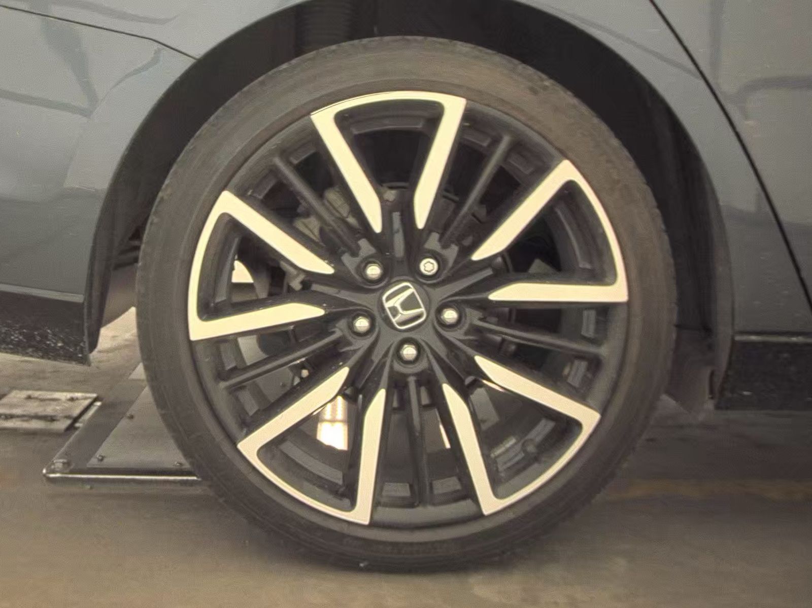 2023 Honda Accord Hybrid Touring FWD