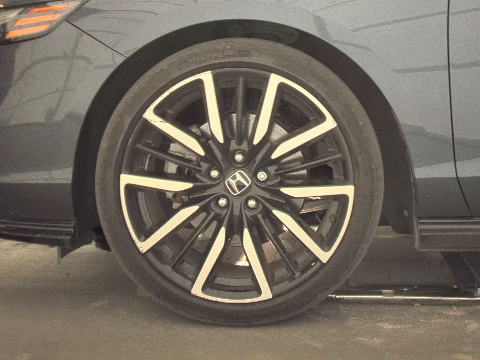 2023 Honda Accord Hybrid Touring FWD