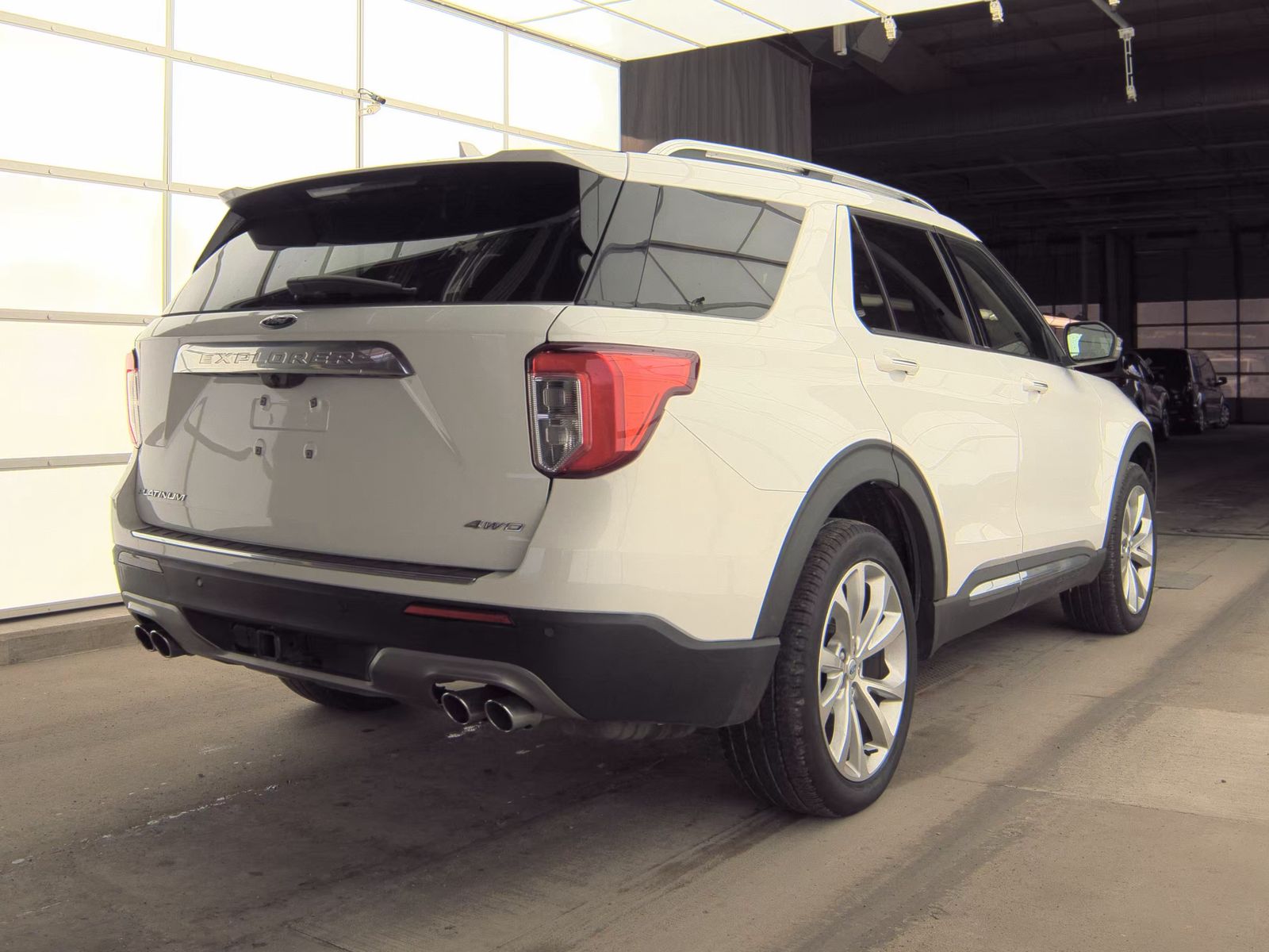 2022 Ford Explorer Platinum AWD