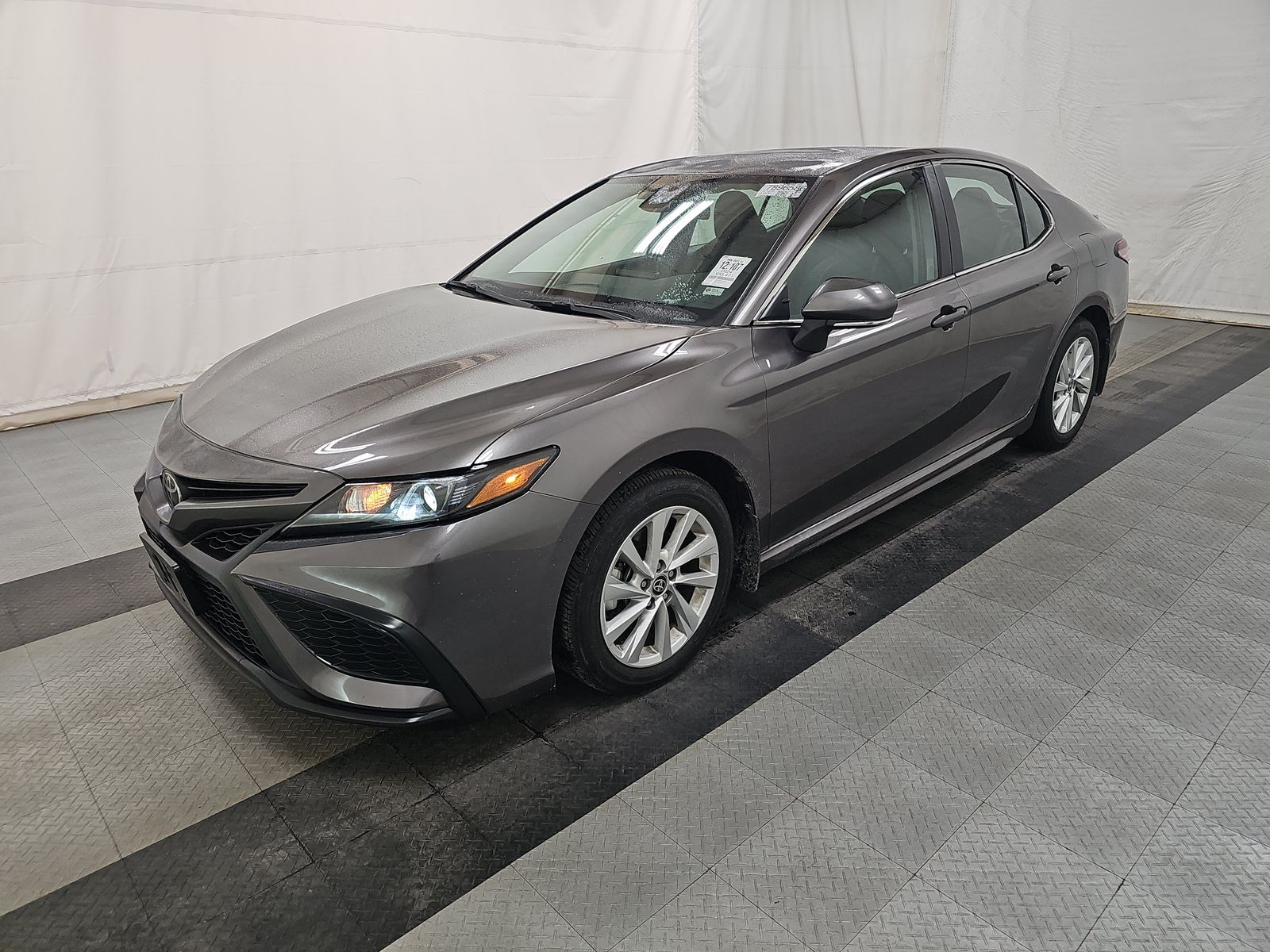 2024 Toyota Camry SE FWD