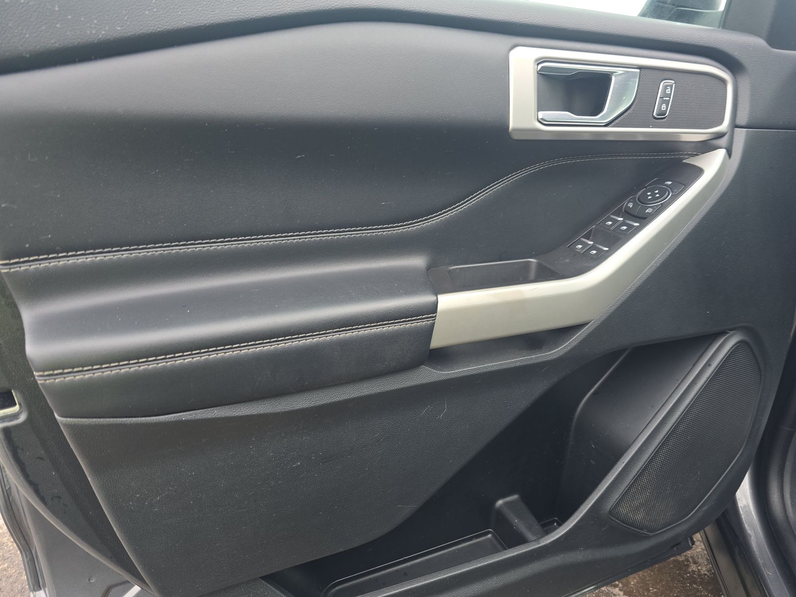 2022 Ford Explorer XLT AWD