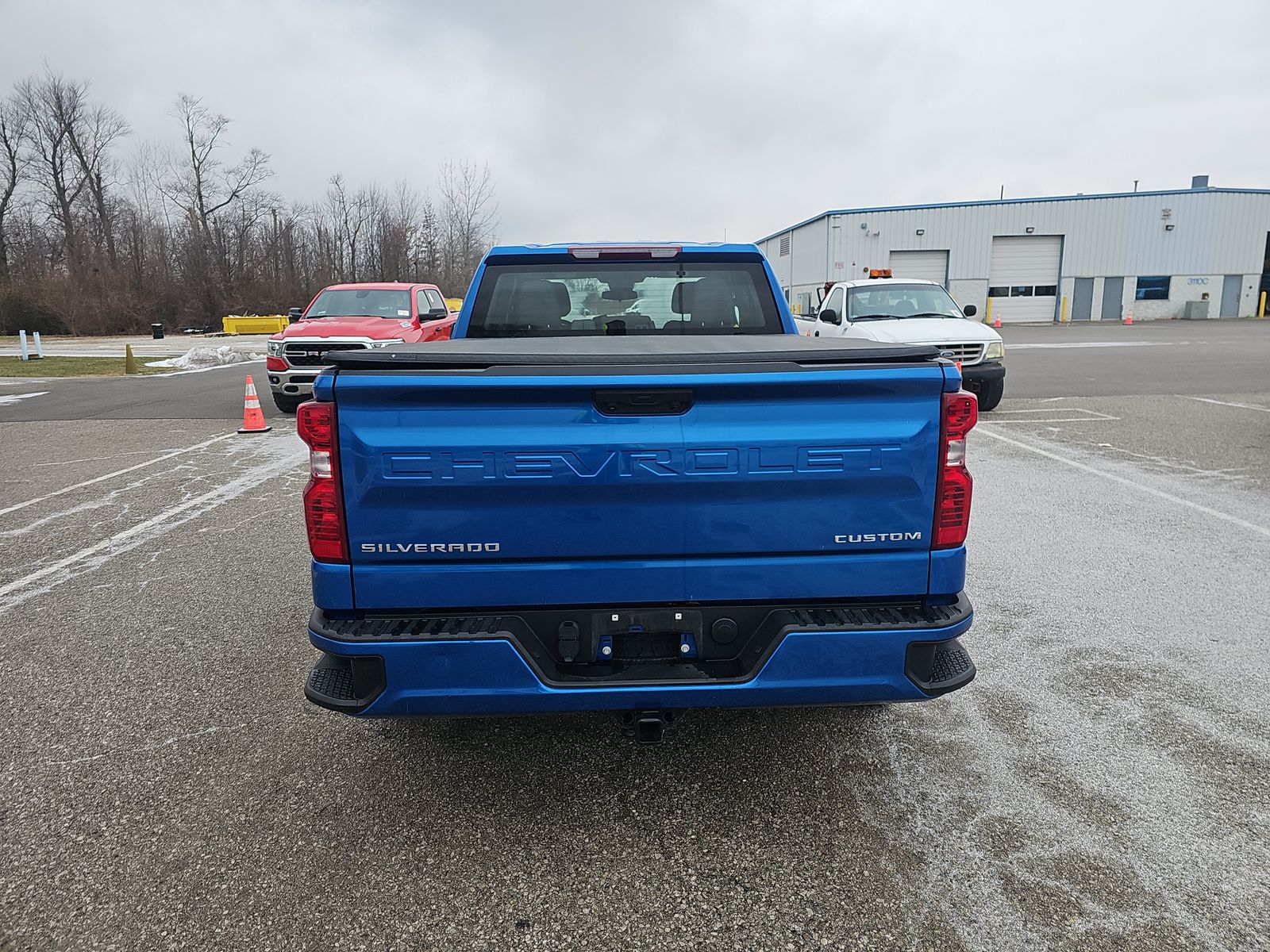 2022 Chevrolet Silverado 1500 Custom AWD