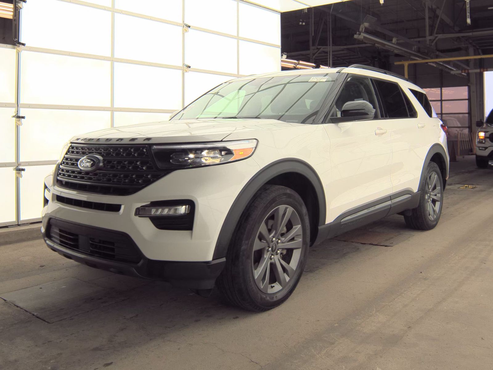 2022 Ford Explorer XLT AWD