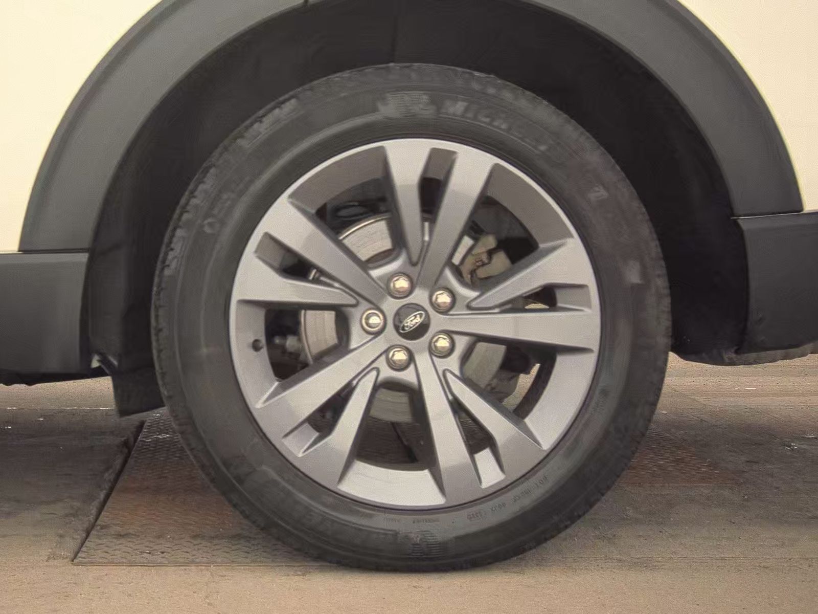 2022 Ford Explorer XLT AWD