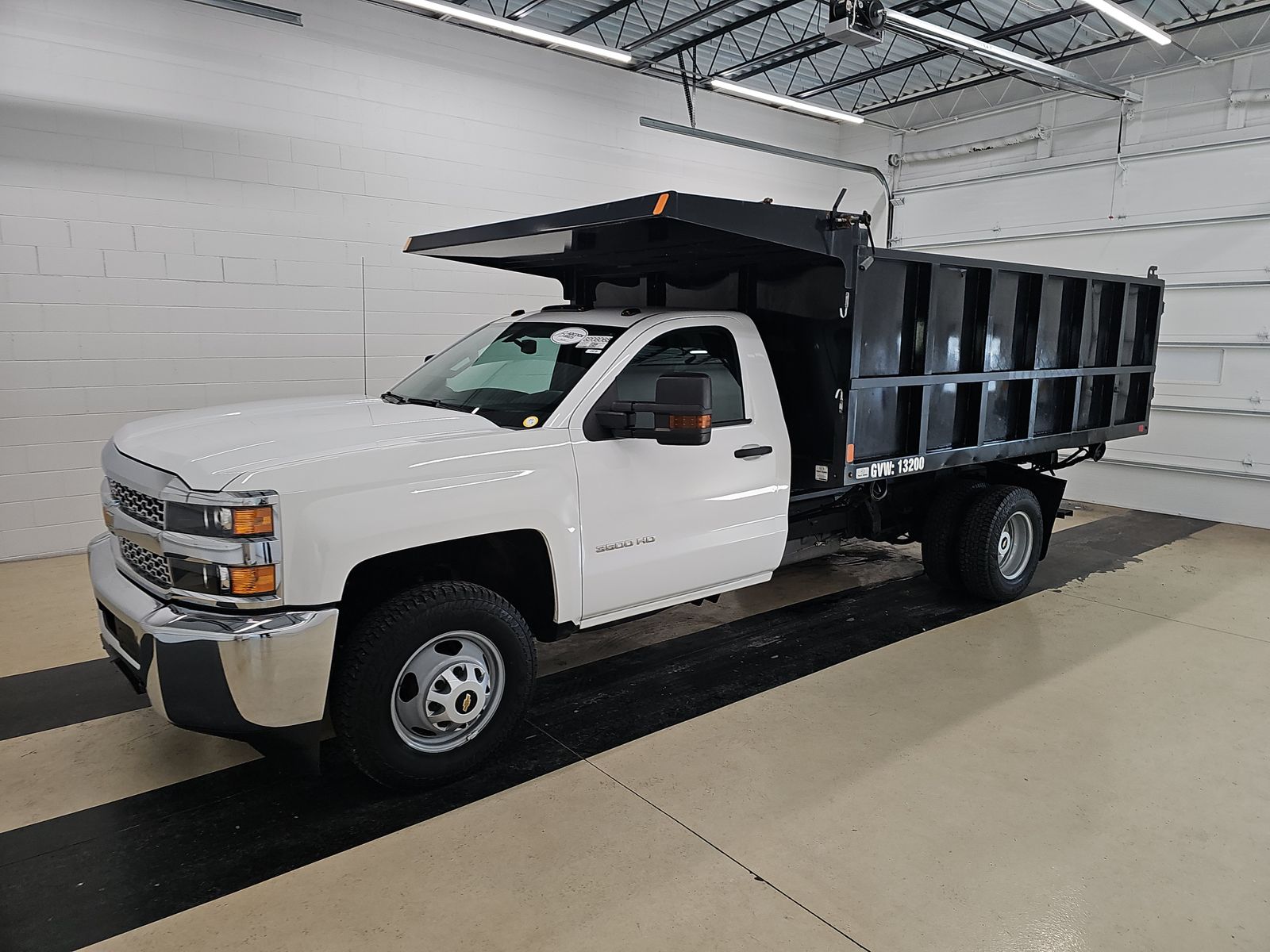 2019 Chevrolet Silverado 3500 Chassis Cab Work Truck's photo