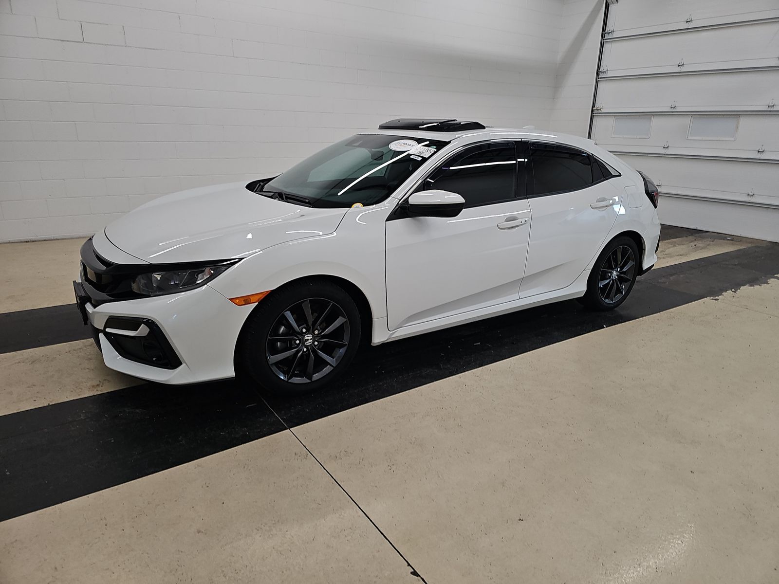 2020 Honda Civic Hatchback EX-L's photo