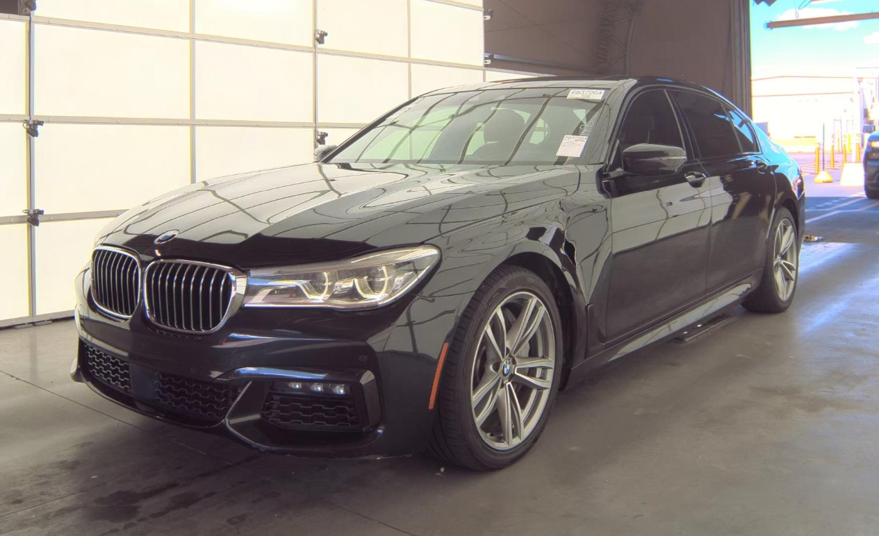 2016 BMW 7 Series Sedan 750i xDrive M SPORT LINE