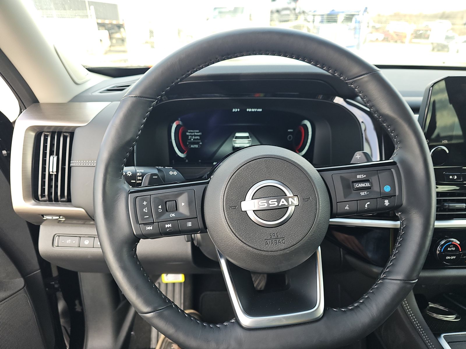 2024 Nissan Pathfinder Platinum AWD