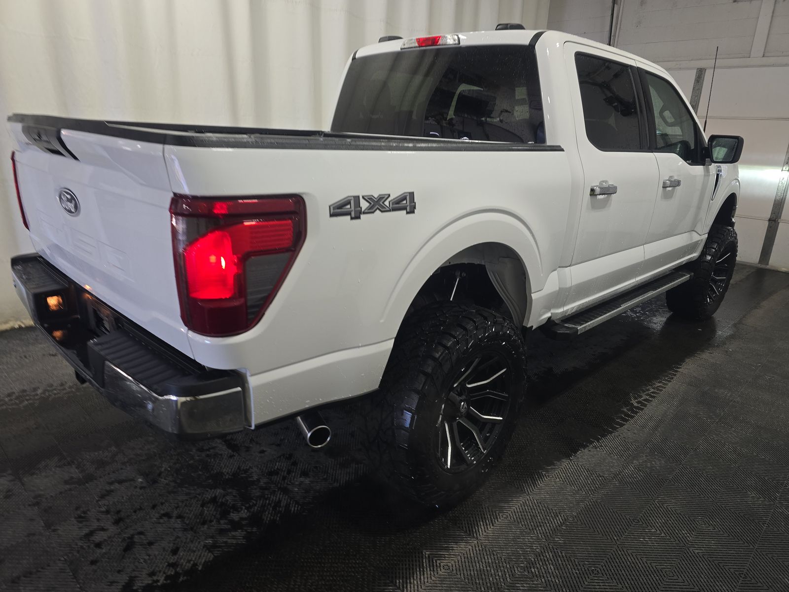 2025 Ford F-150 XLT AWD