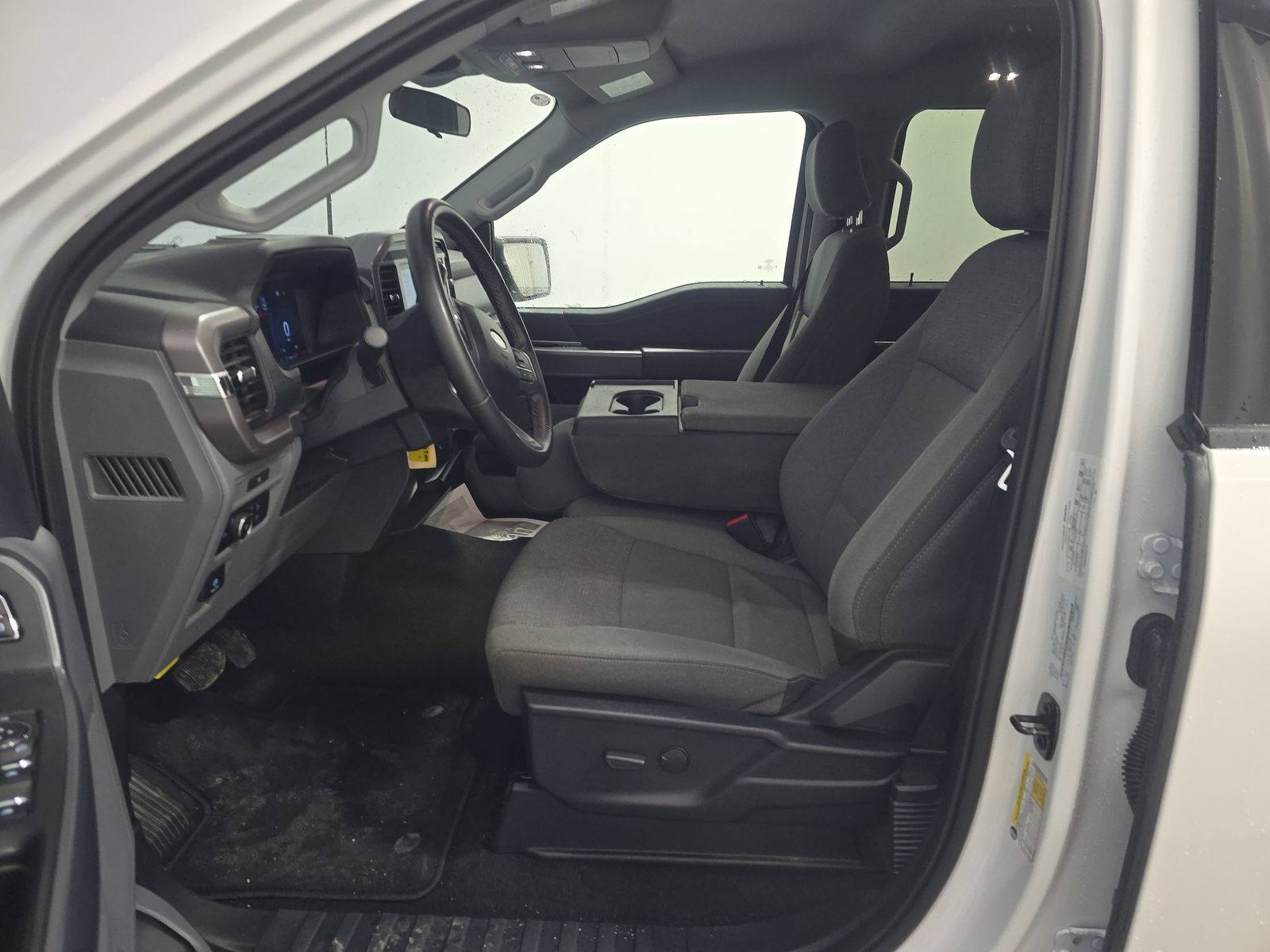 2025 Ford F-150 XLT AWD