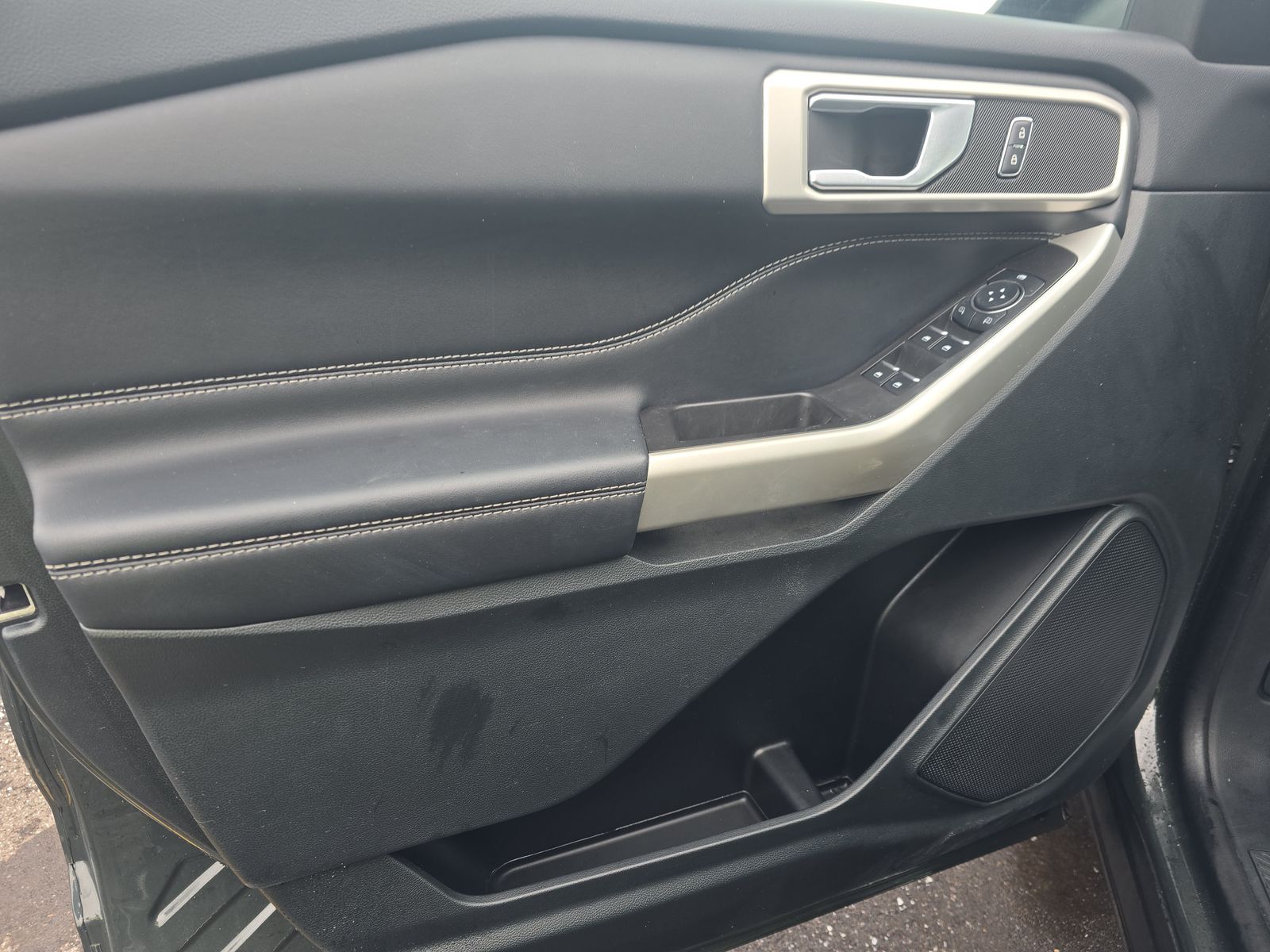 2023 Ford Explorer XLT AWD