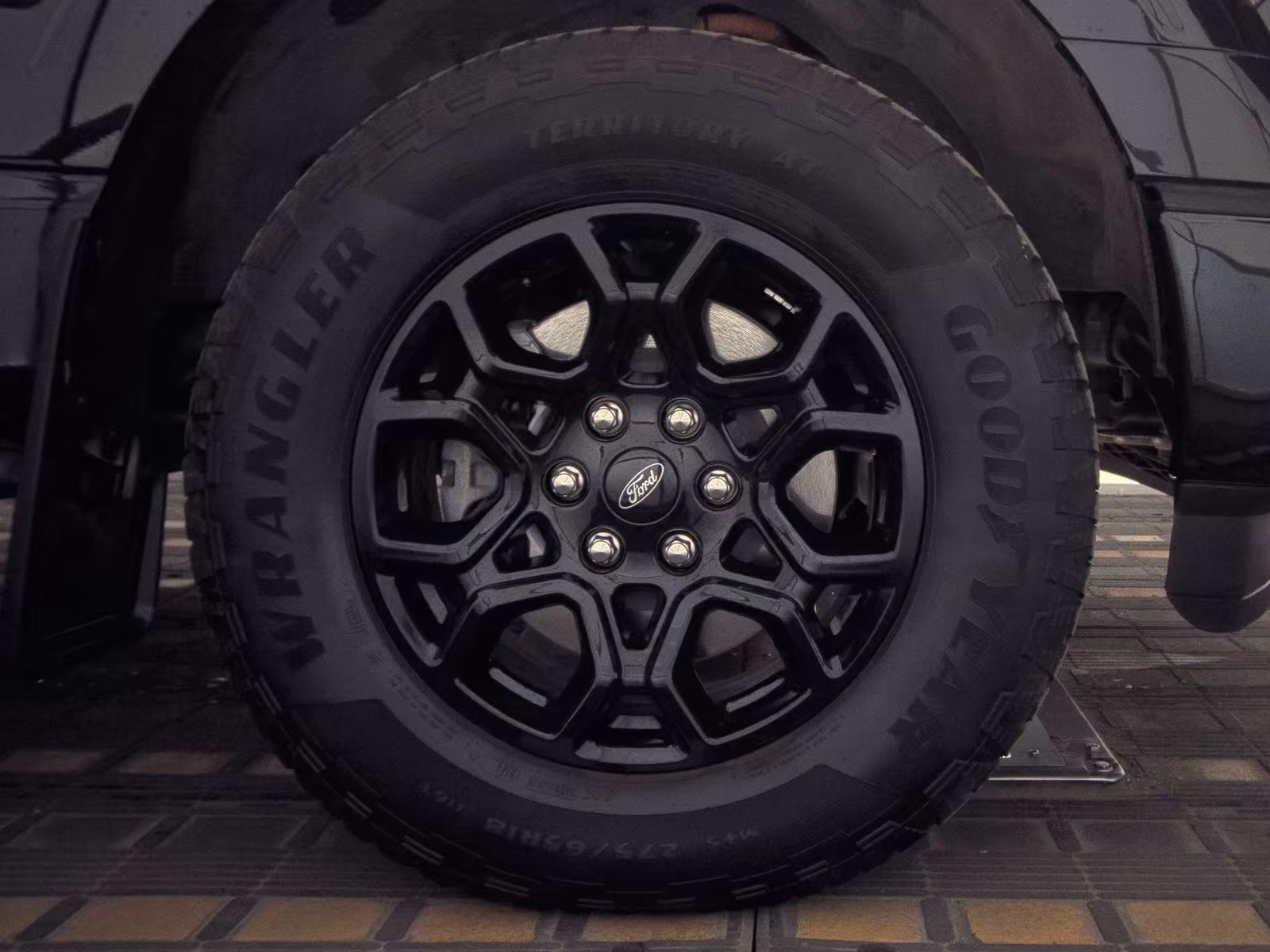 2024 Ford F-150 Hybrid XLT AWD