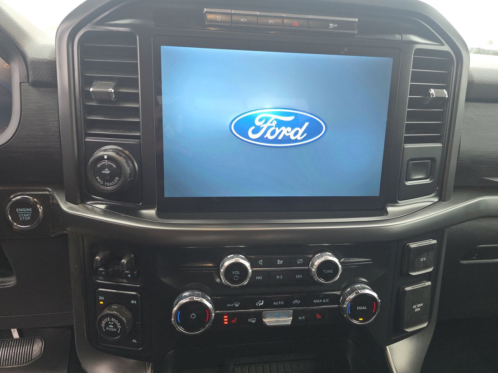 2024 Ford F-150 Hybrid XLT AWD