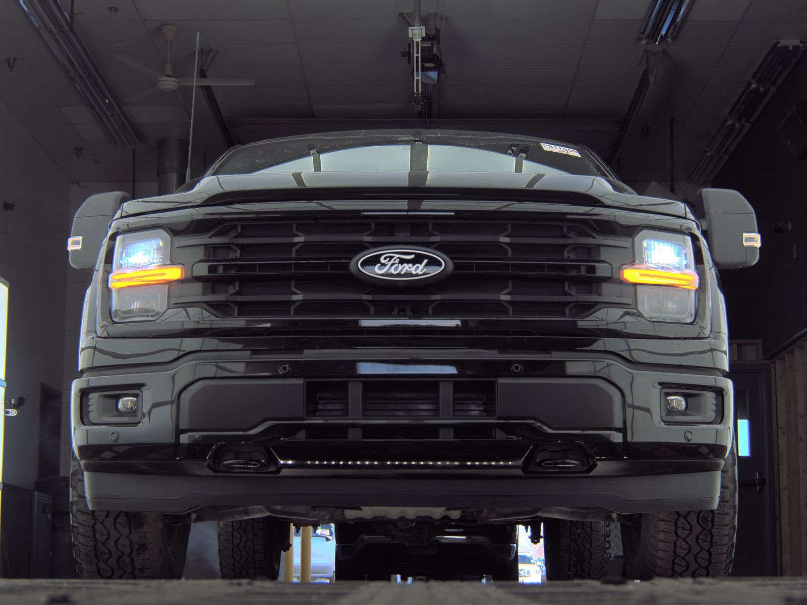 2024 Ford F-150 Hybrid XLT AWD