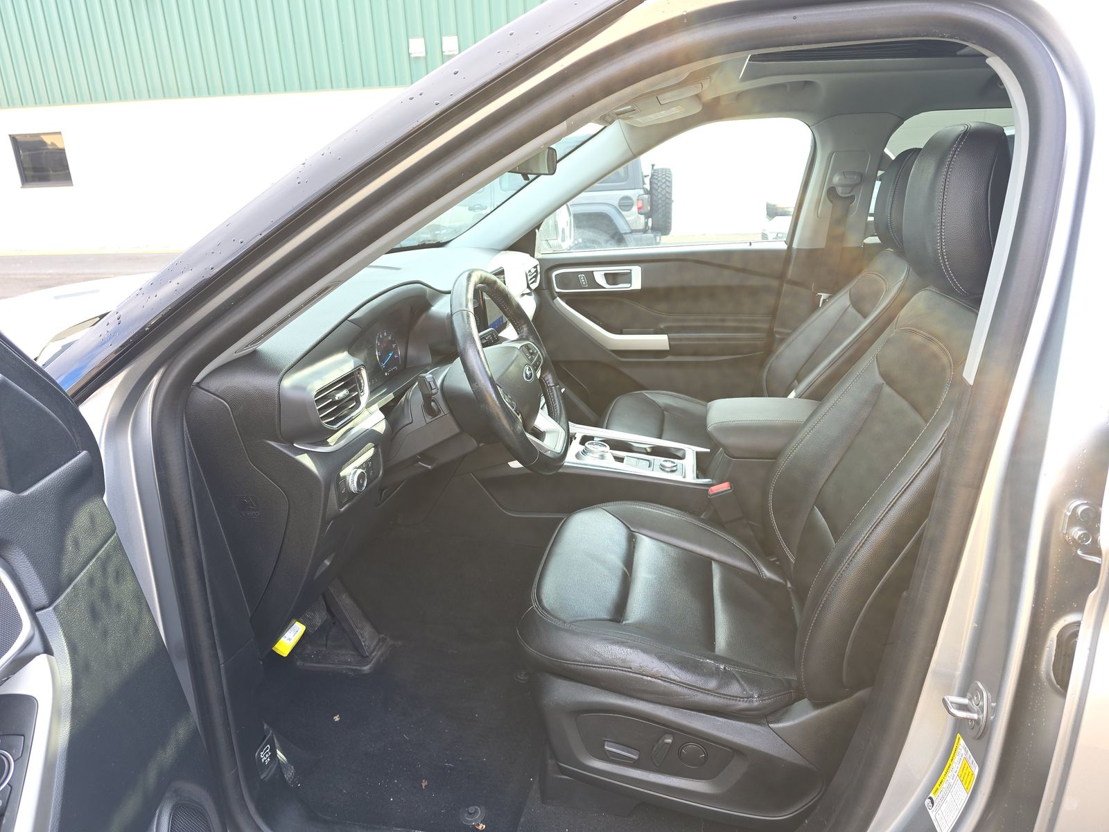 2022 Ford Explorer XLT AWD