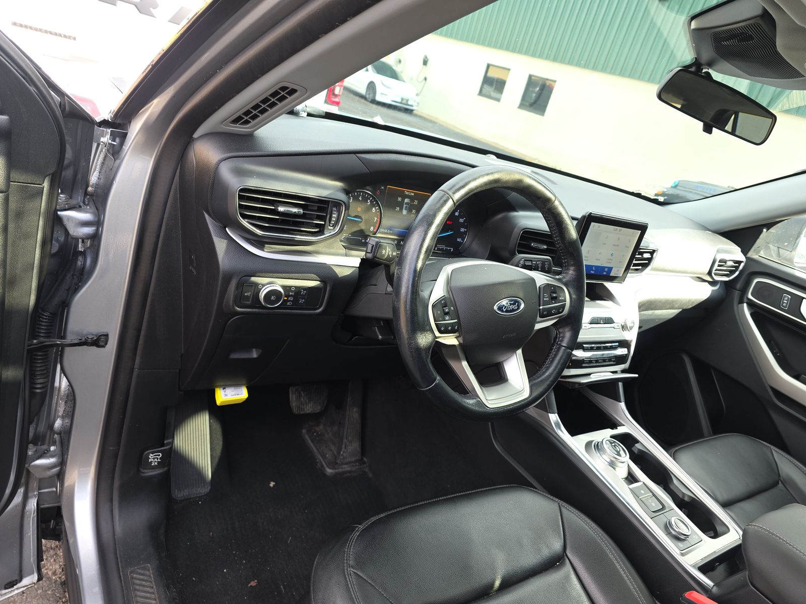 2022 Ford Explorer XLT AWD