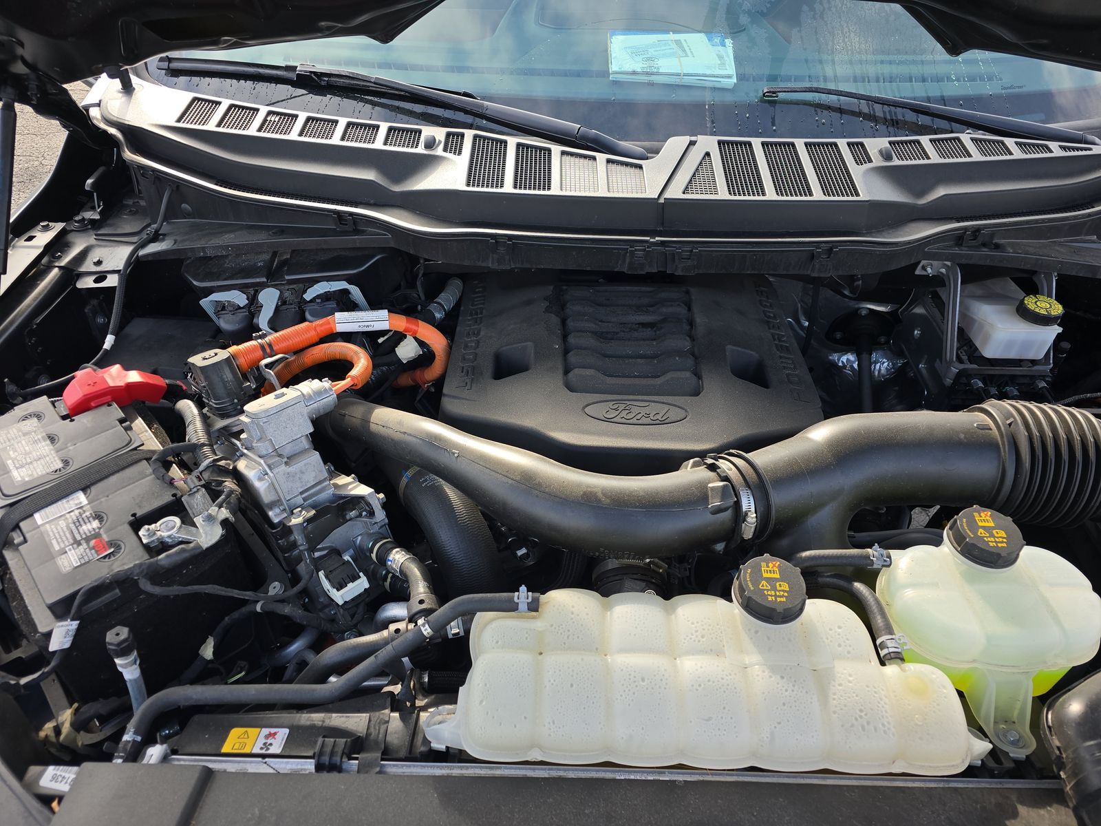 2023 Ford F-150 Hybrid Lariat AWD