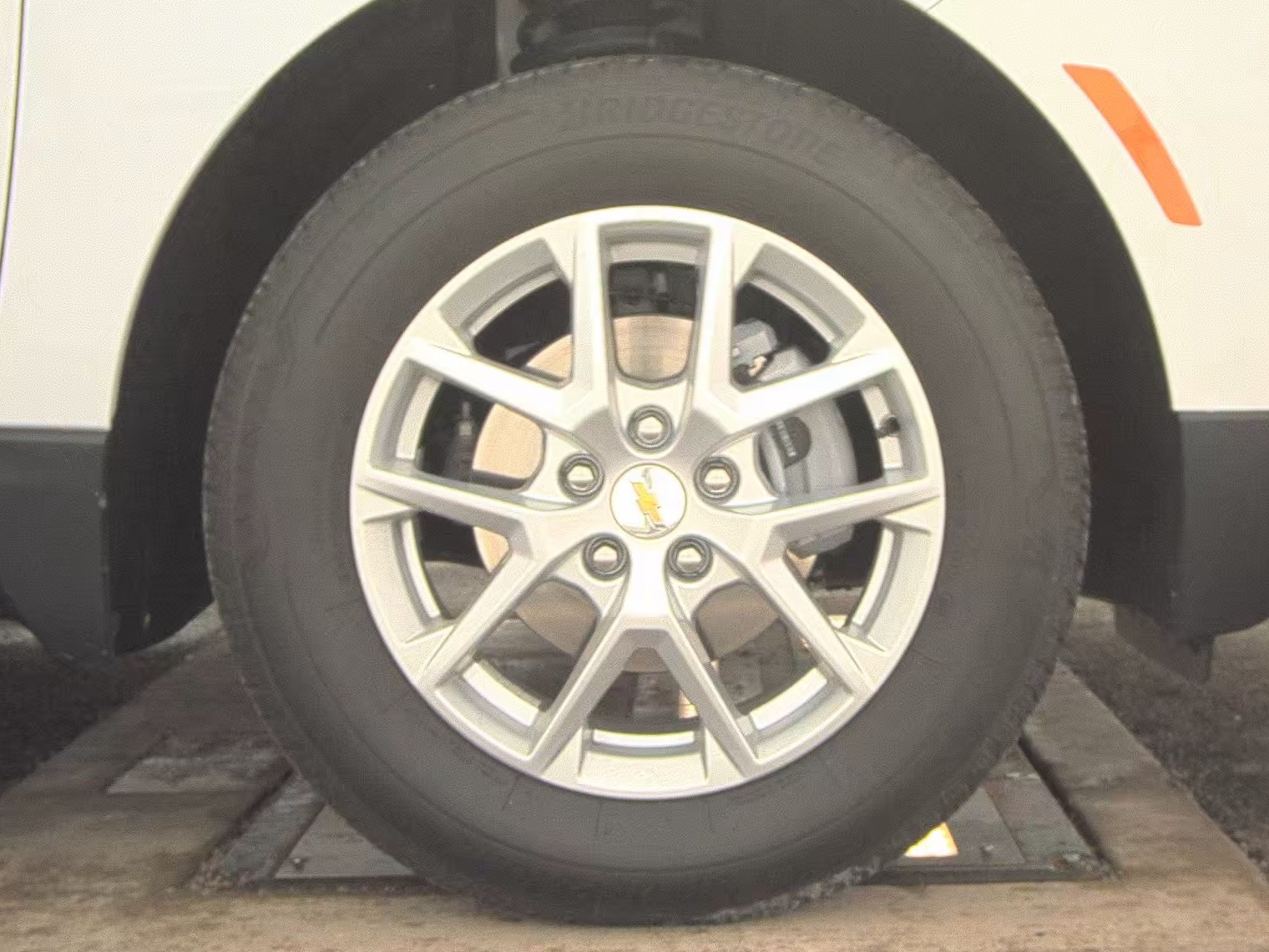 2024 Chevrolet Equinox LS AWD