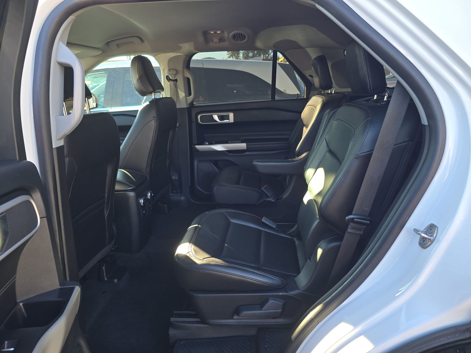 2022 Ford Explorer XLT RWD