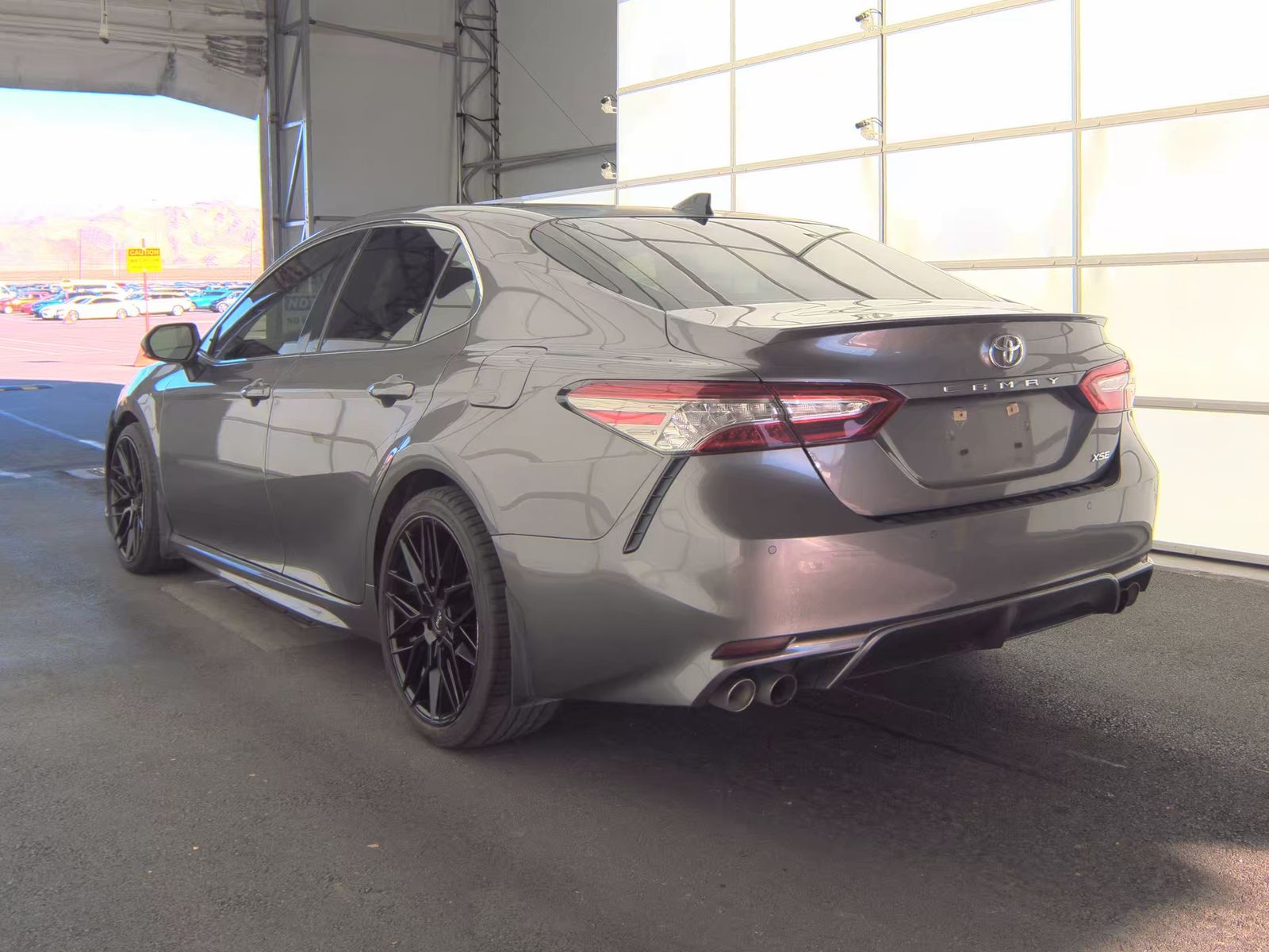 2019 Toyota Camry XSE FWD