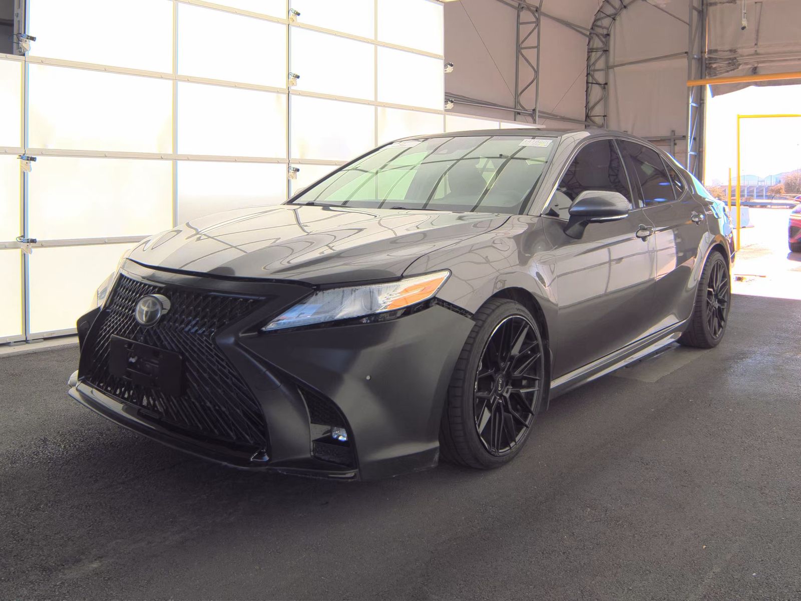 2019 Toyota Camry XSE FWD