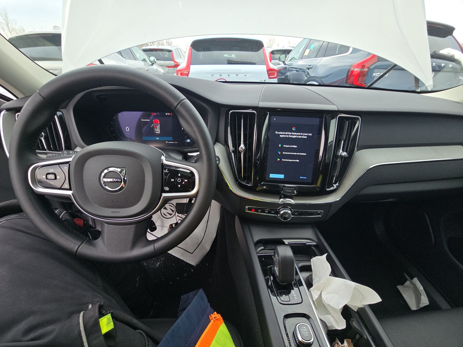 2025 Volvo XC60 B5 Plus AWD