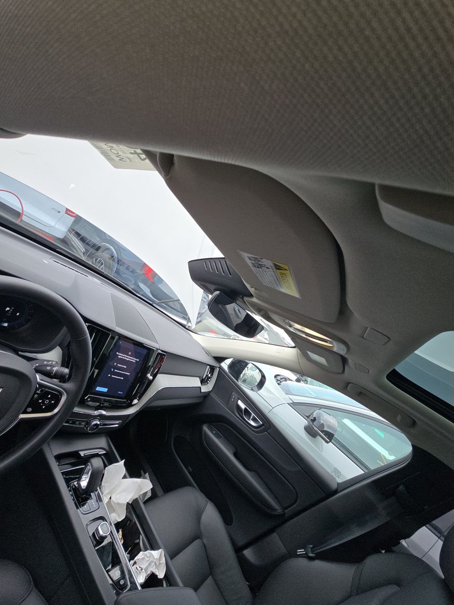 2025 Volvo XC60 B5 Plus AWD