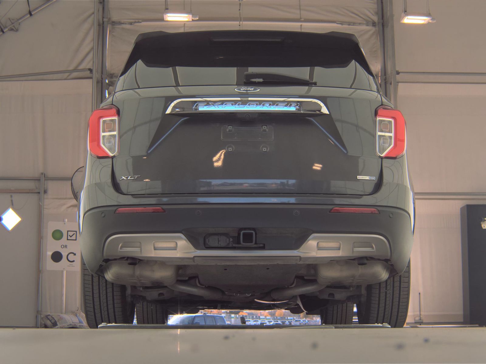 2020 Ford Explorer XLT AWD