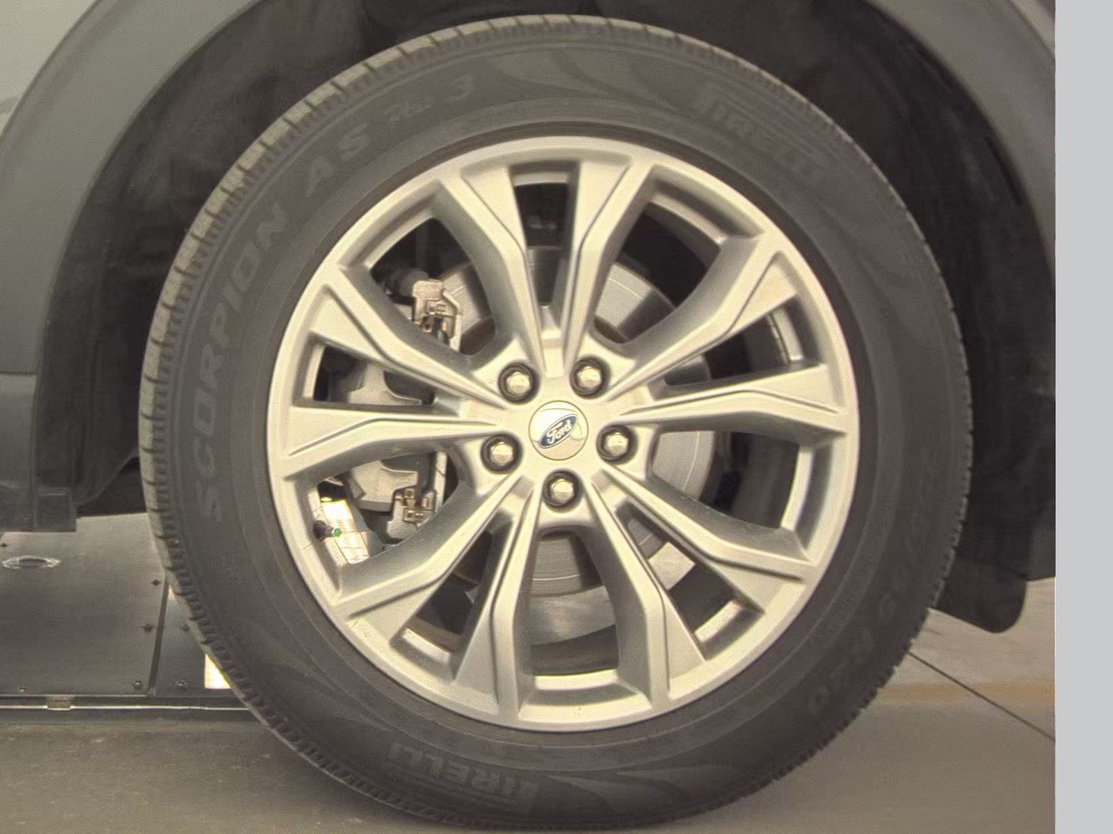 2020 Ford Explorer XLT AWD