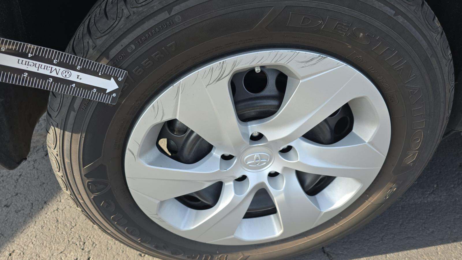 2024 Toyota RAV4 LE AWD