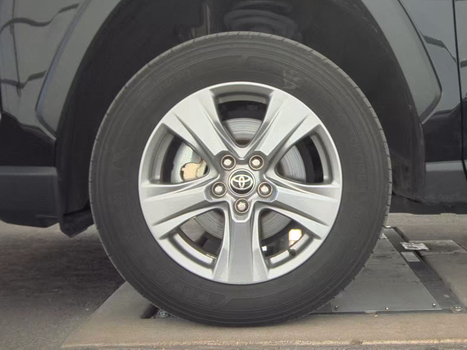 2024 Toyota RAV4 Hybrid XLE AWD