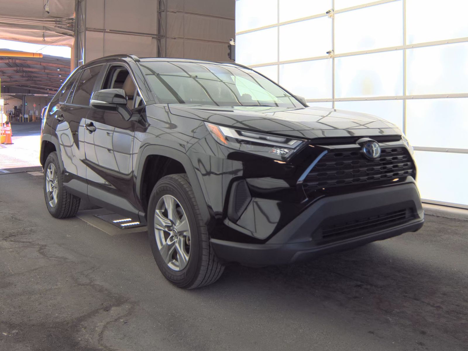 2024 Toyota RAV4 Hybrid XLE AWD