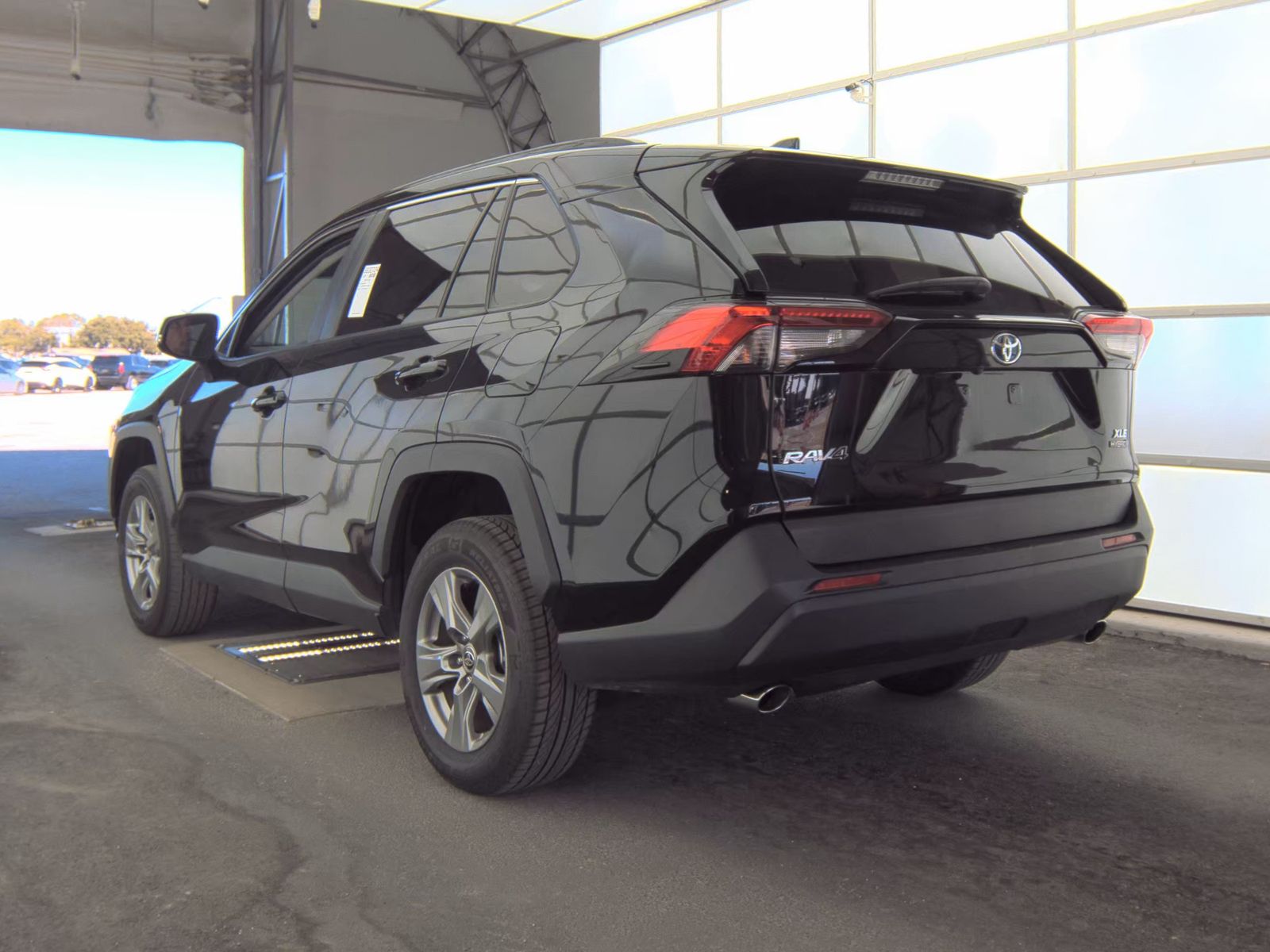 2024 Toyota RAV4 Hybrid XLE AWD