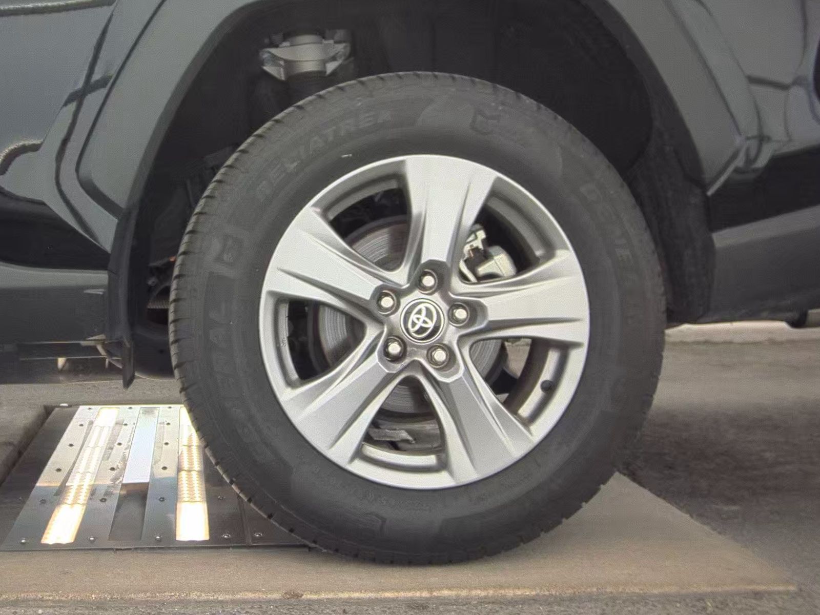 2024 Toyota RAV4 Hybrid XLE AWD