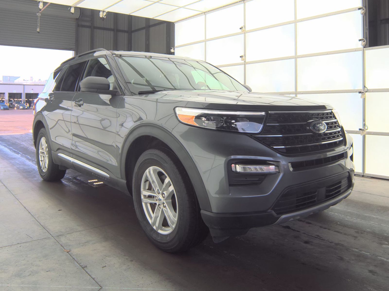 2023 Ford Explorer XLT AWD