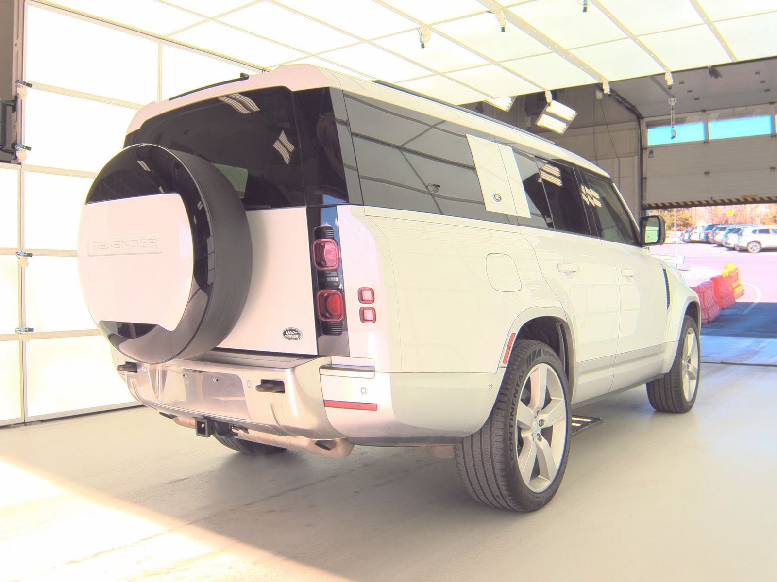 2023 Land Rover Defender 130 First Edition AWD