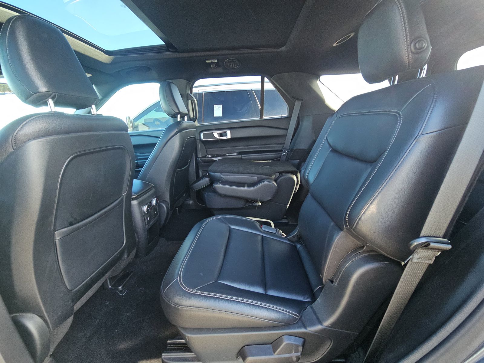 2020 Ford Explorer XLT AWD