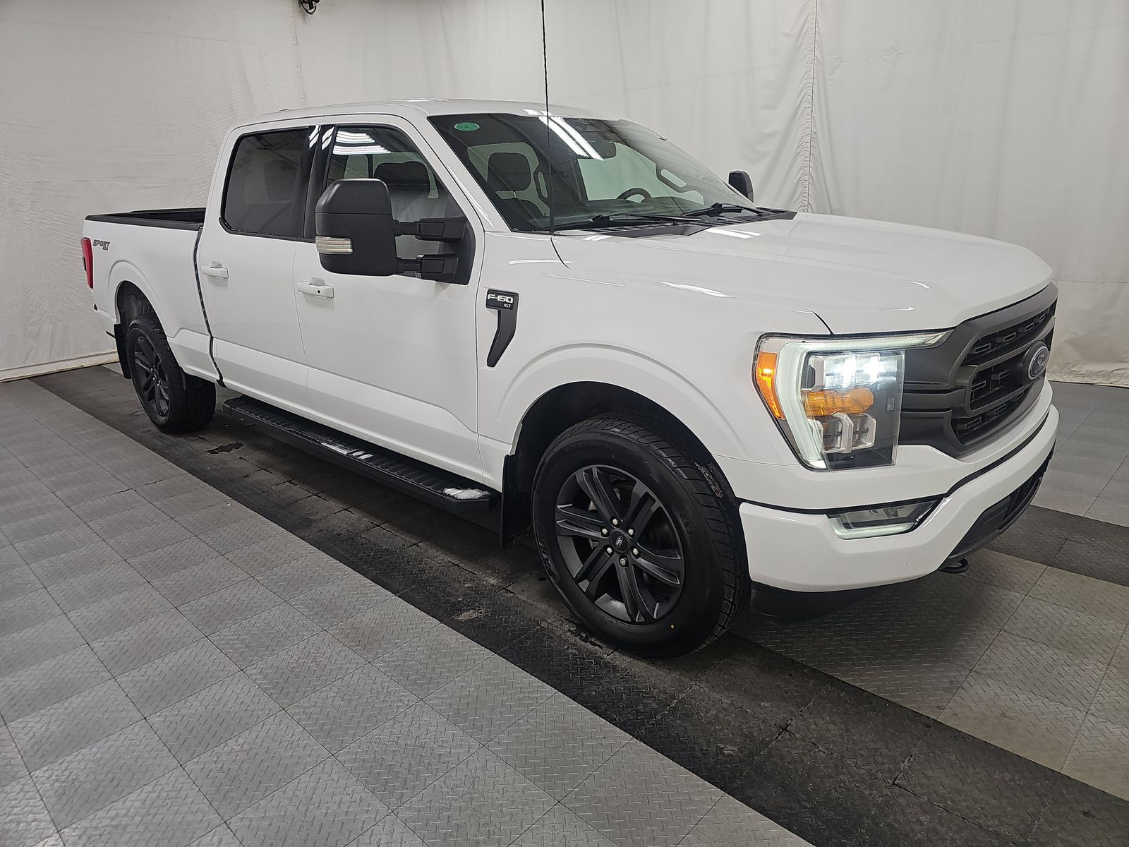 2023 Ford F-150 XLT AWD