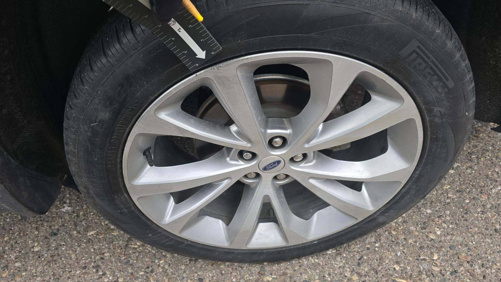 2023 Ford Explorer Platinum AWD