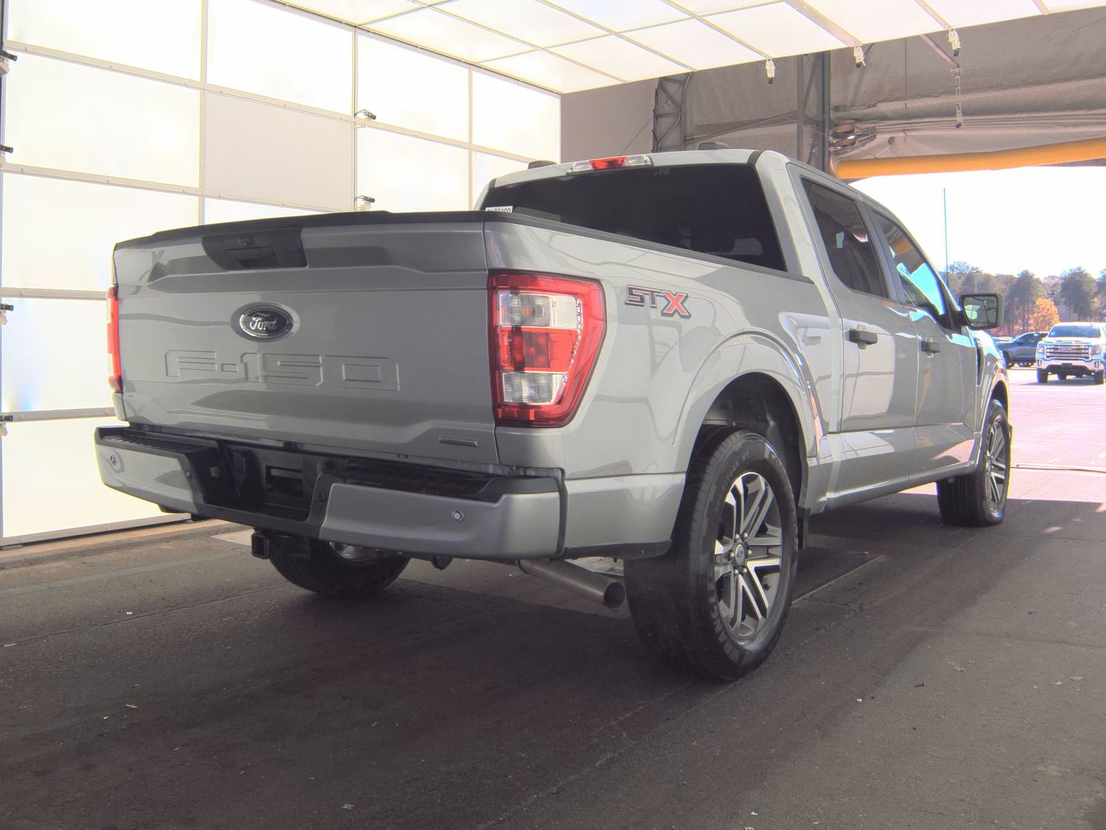 2022 Ford F-150 XL RWD
