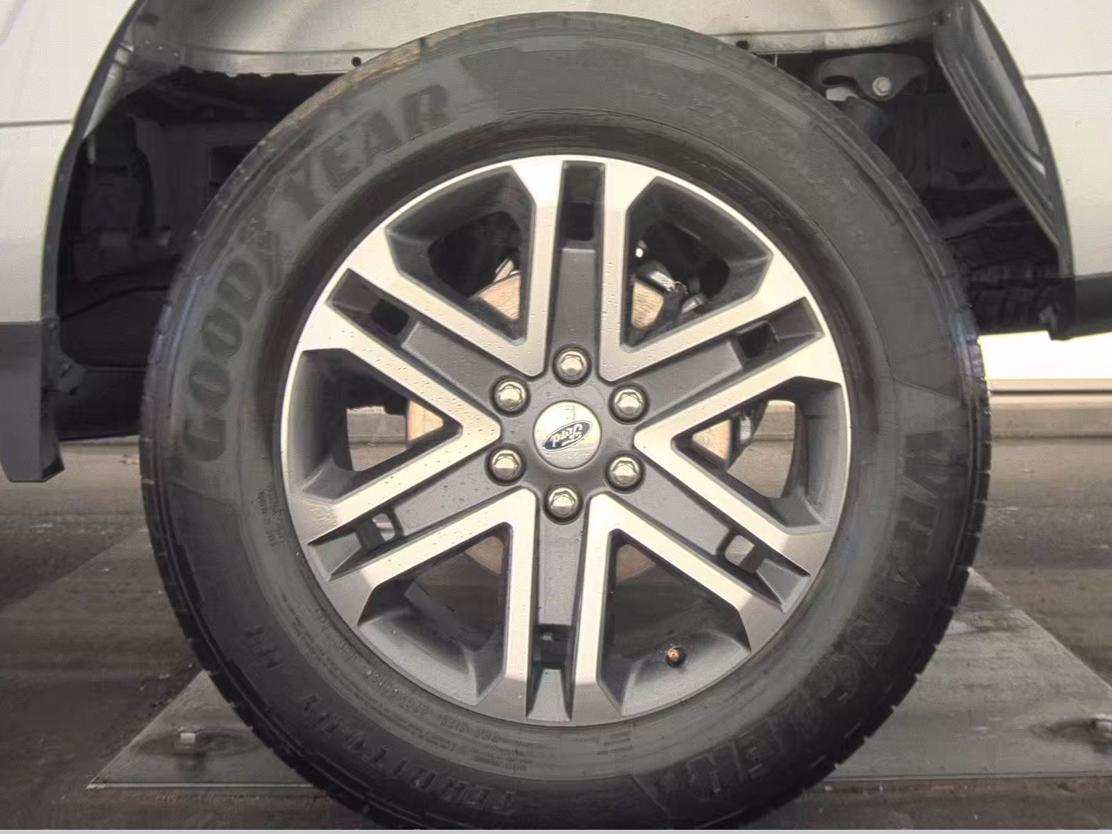 2022 Ford F-150 XL RWD