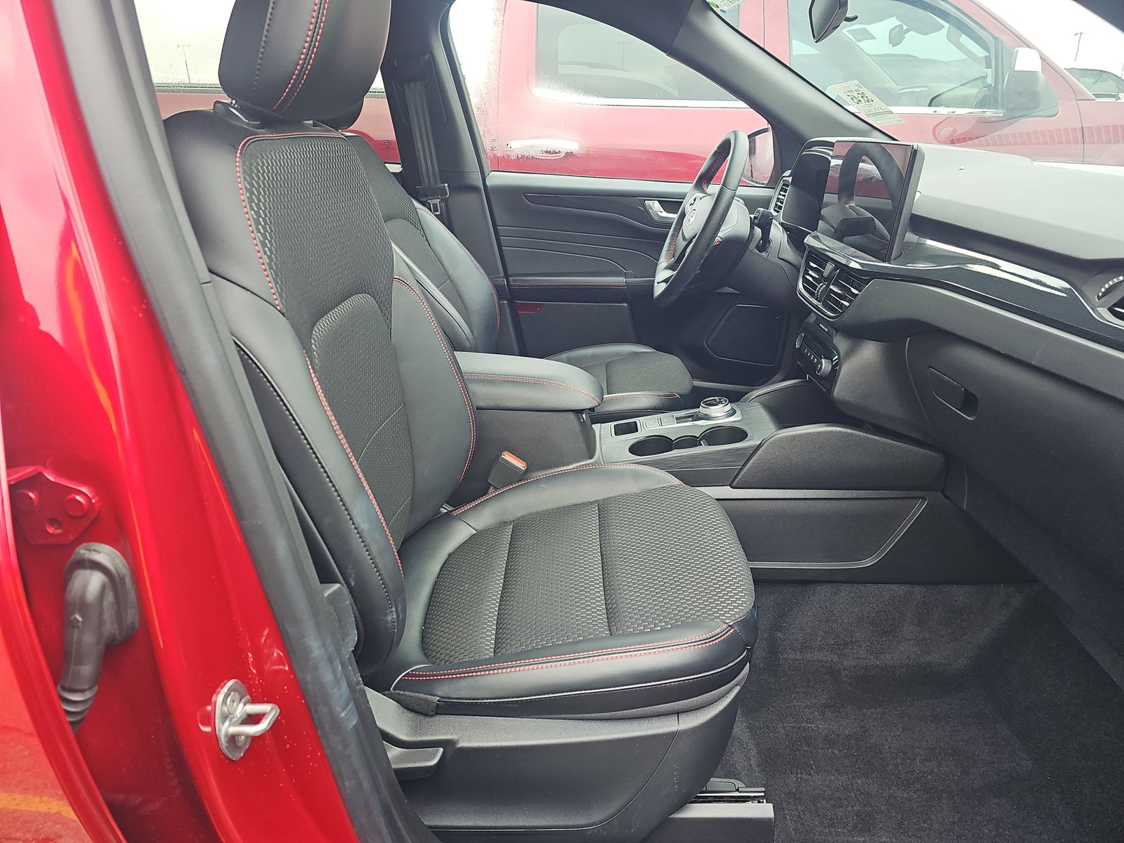 2024 Ford Escape ST-Line AWD