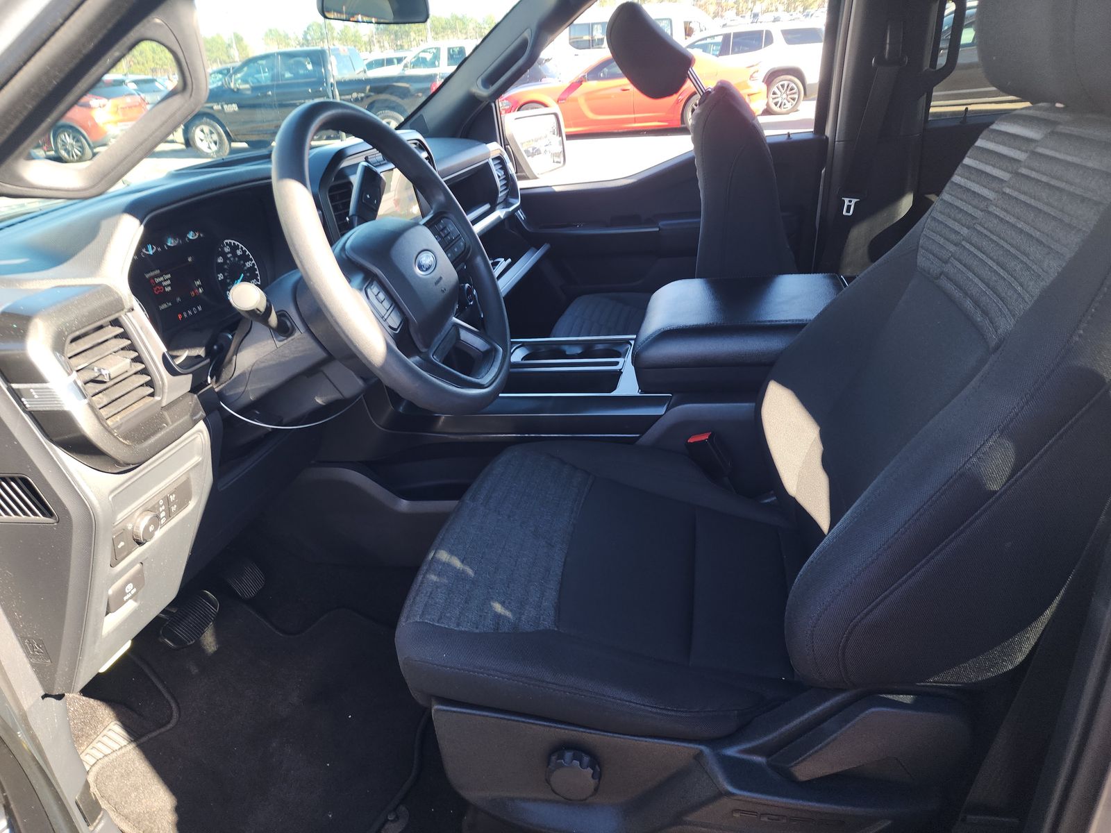 2022 Ford F-150 XL RWD