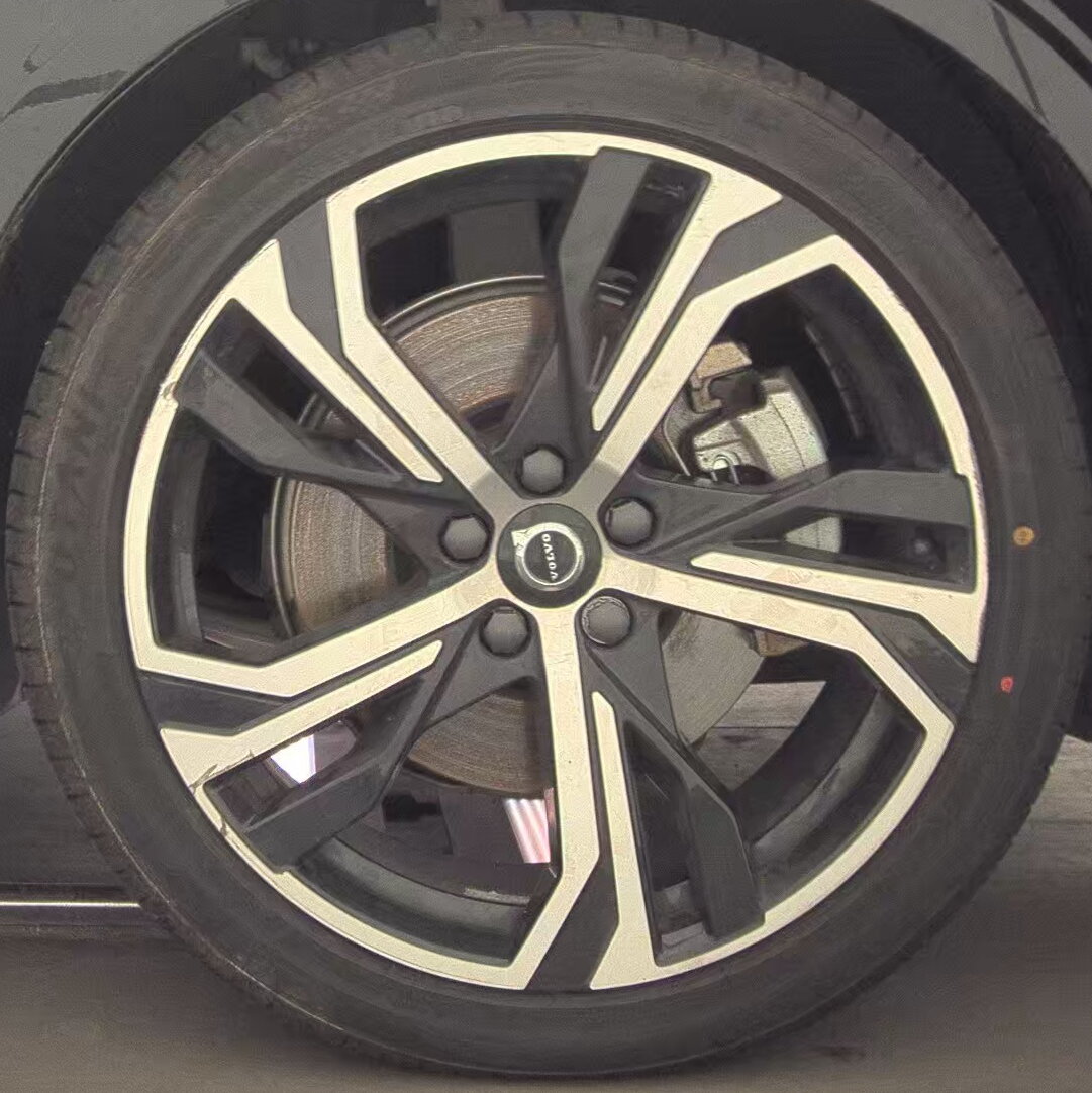 2024 Volvo S60 B5 Core AWD