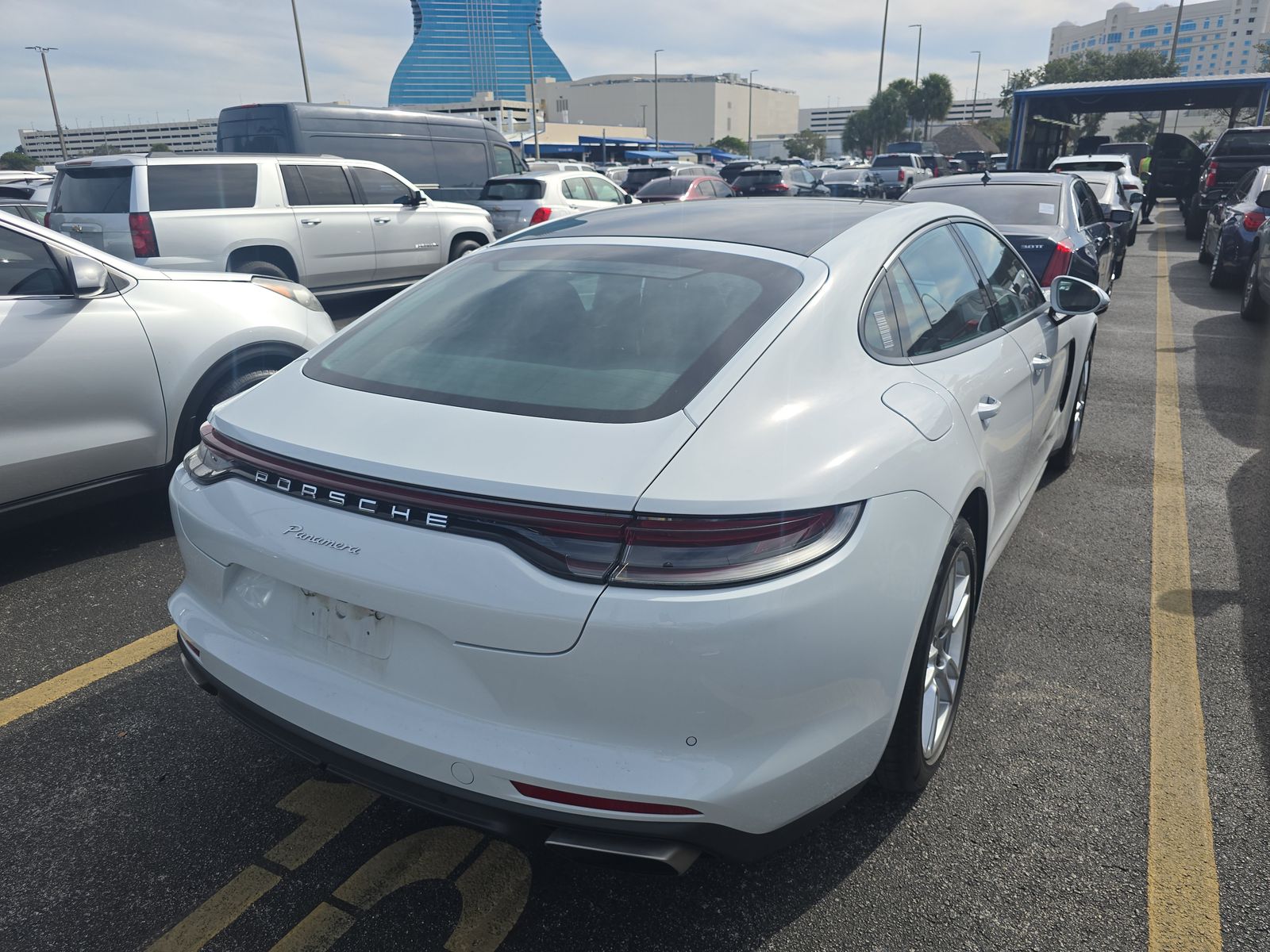 2022 Porsche Panamera Base RWD