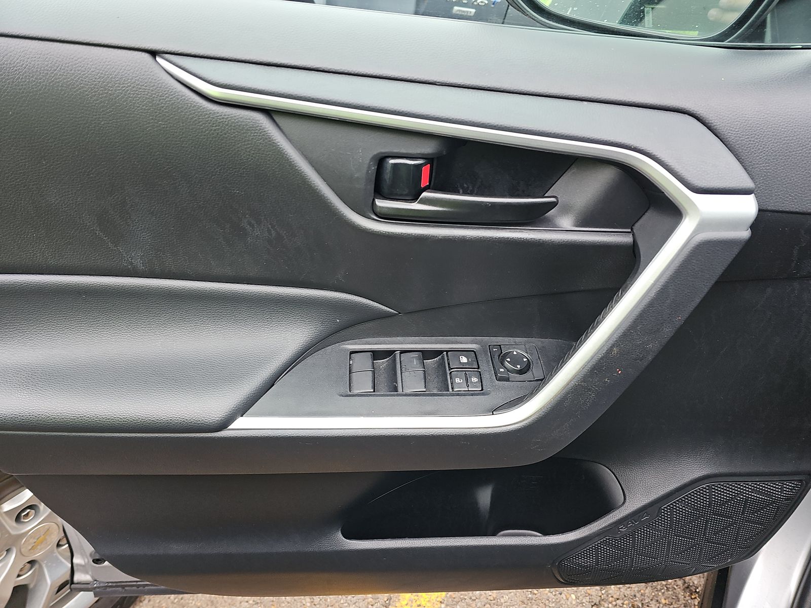 2023 Toyota RAV4 LE FWD