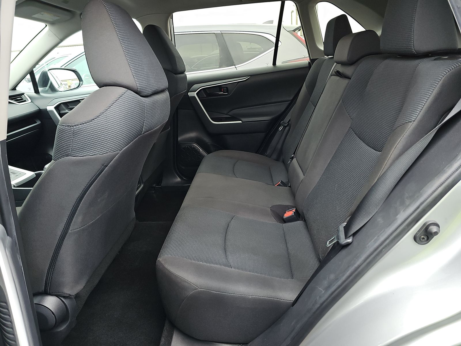 2023 Toyota RAV4 LE FWD