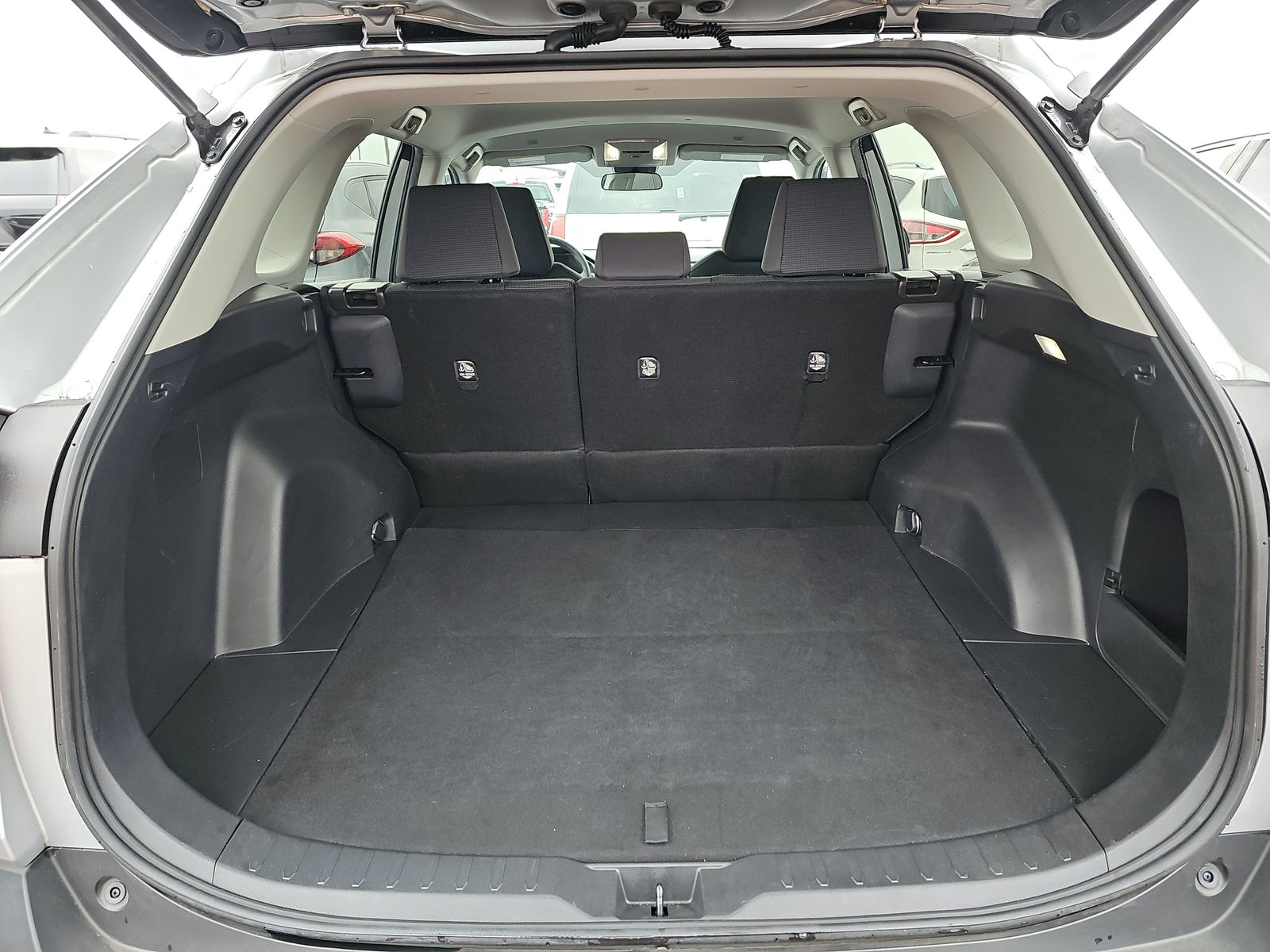 2023 Toyota RAV4 LE FWD