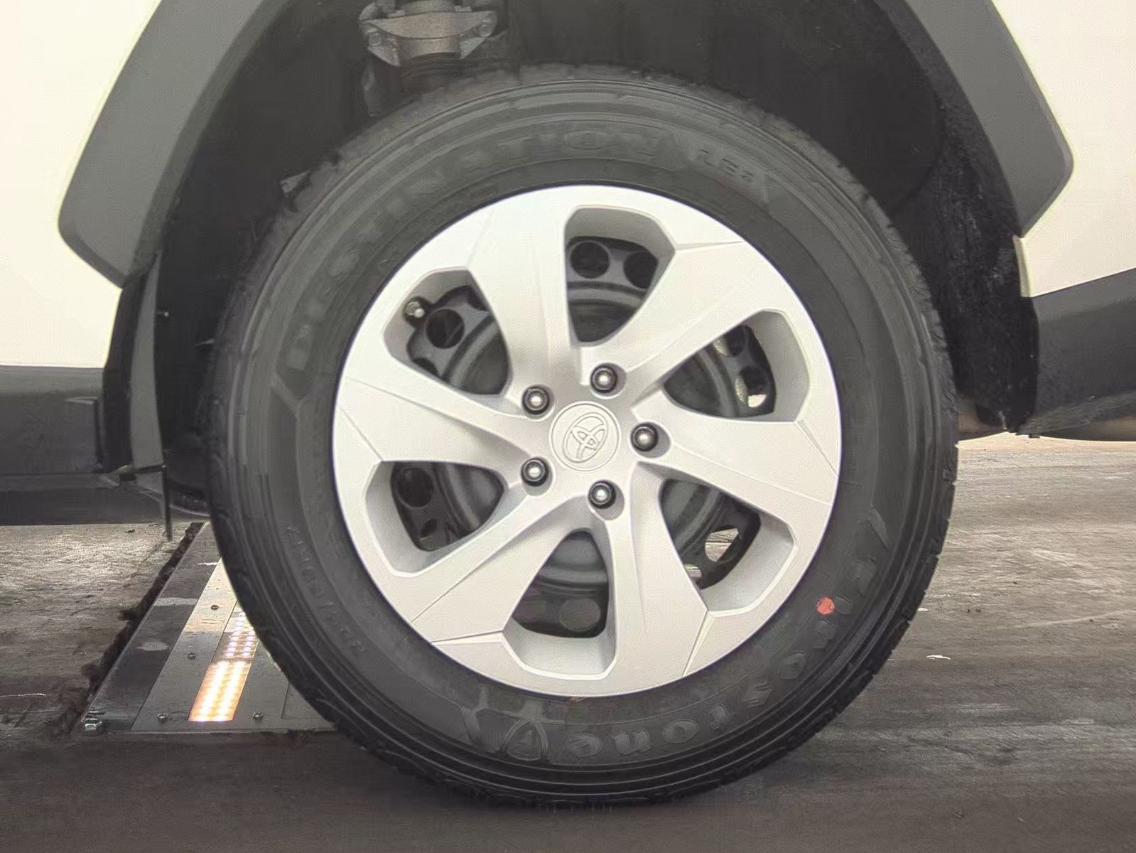 2024 Toyota RAV4 LE AWD