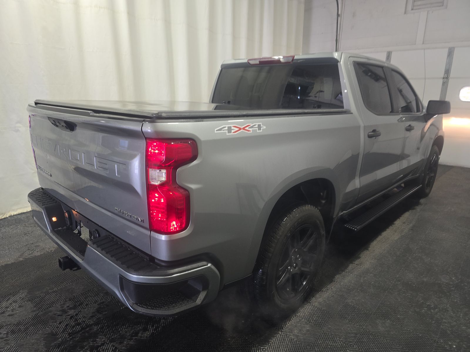 2023 Chevrolet Silverado 1500 Custom AWD